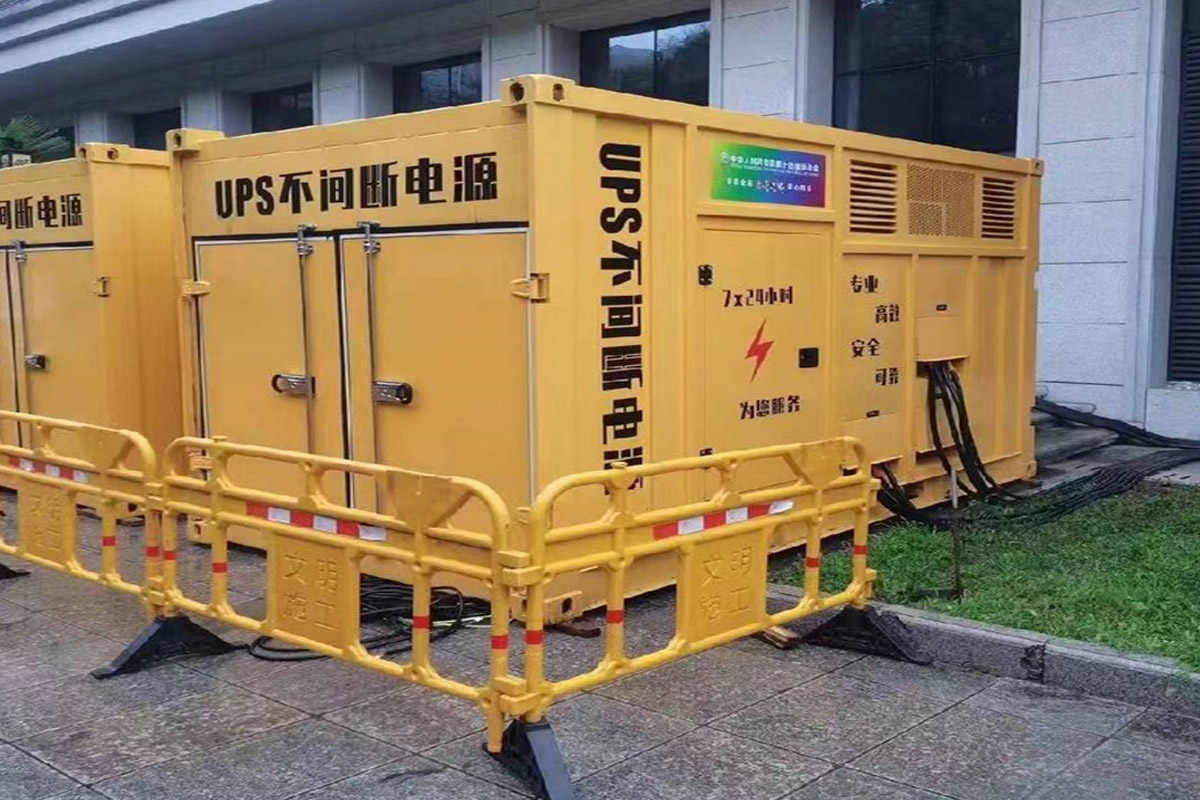 阿尔山发电机租赁施工现场